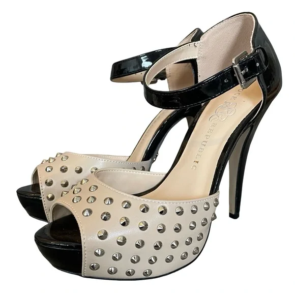 Rock & Republic Heels Studded Platform Vegan Patent Leather Kurttan Size 7 - Picture 3 of 8